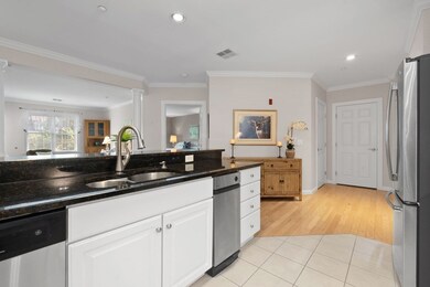 5 Woodman Way unit 302, Newburyport, MA 01950 - photo 4