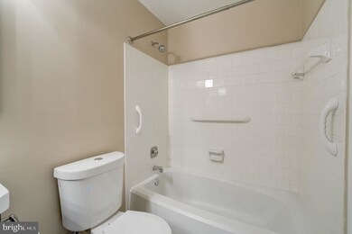 2863 Madeira Ct, Woodbridge, VA 22192 - photo 4