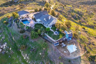 10956 Calle Oro Verde, Valley Center, CA 92082 - photo 3