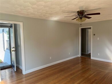 40 Greenfield Rd, Cumberland, RI 02864 - photo 3