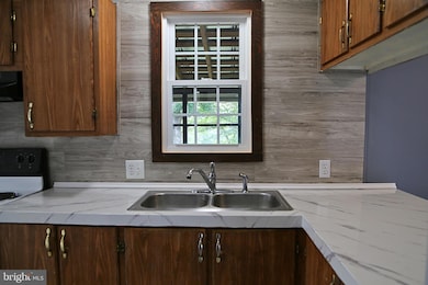 223 Shirkey Ln, Mathias, WV 26812 - photo 7