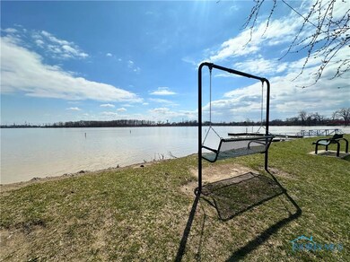 4865 296th St, Toledo, OH 43611 - photo 3