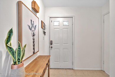 03-FOYER