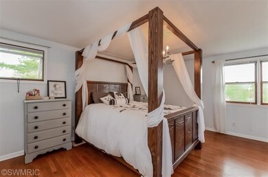 1662 Mapleview St SE, Grand Rapids, MI 49508 - photo 7