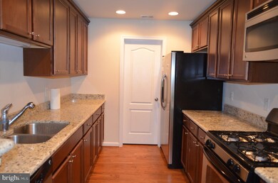 23212 Shaws Tavern Ct unit 2224, Clarksburg, MD 20871 - photo 3