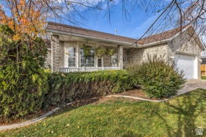 1445 N 2925 W, Layton, UT 84041 - photo 3