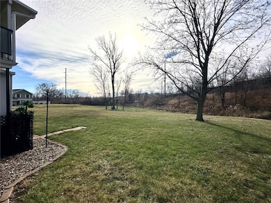 4300 Maureen Ct SE unit 168, Cedar Rapids, IA 52403 - photo 4