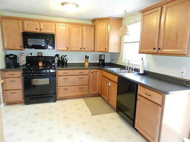 Kitchen. Updated kitchen with built in dishwasher 