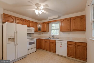 3550 Laurel Dr, Indian Head, MD 20640 - photo 3