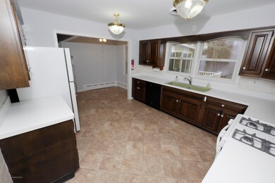 62 Chandler Ave, Keyport, NJ 07735 - photo 7