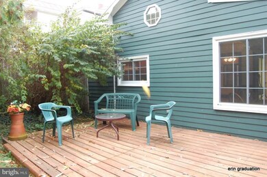 210 N Main St, Edinburg, VA 22824 - photo 3