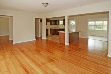 646 Brookmont Ave E, Jacksonville, FL 32211 - photo 4