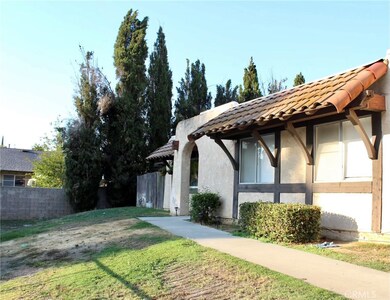 12175 Carnation Ln unit A, Moreno Valley, CA 92557 - photo 2