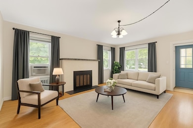 Living Room (virtually staged)