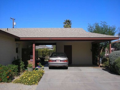 Large Carport / Newer Roof