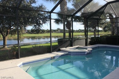 Pool & Spa!!  What's not to love??