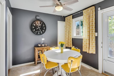 488 W Fremont Ave, Elmhurst, IL 60126 - photo 7