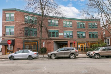 72 Pine St 2 Portland ME 04102-large-001