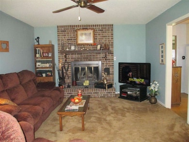 12 Roland Harvey Rd, Crawfordville, FL 32327 - photo 3