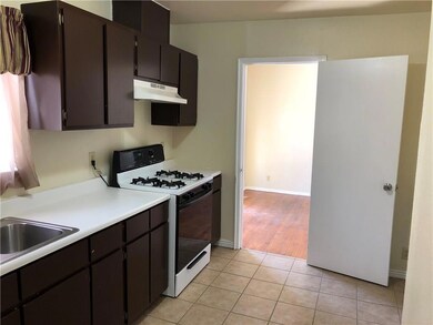 2109 San Diego Ave, El Paso, TX 79930 - photo 6