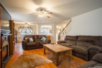 7407 Gamble Oak Dr, San Antonio, TX 78223 - photo 3