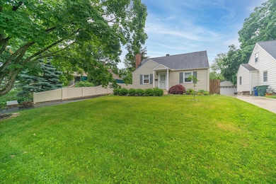 497 Northridge Rd, Columbus, OH 43214 - photo 2