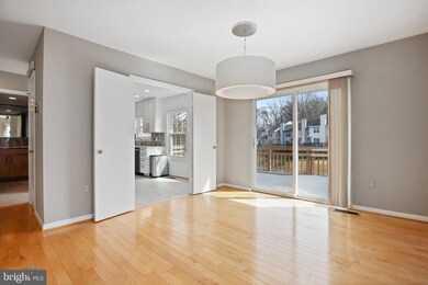 1571 Hugo Cir, Silver Spring, MD 20906 - photo 6