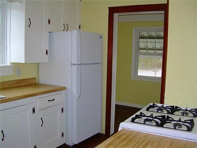 554 S 6th St, Indiana, PA 15701 - photo 4