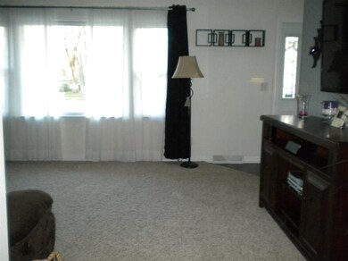 301 Magnolia Dr, Crown Point, IN 46307 - photo 6