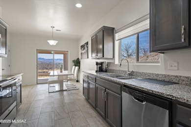 190 Círculo Silva, Rio Rico, AZ 85648 - photo 7