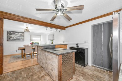 64 Wilmot St, Manchester, NH 03103 - photo 5