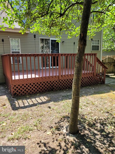 6413 Bear Ct, Waldorf, MD 20603 - photo 3