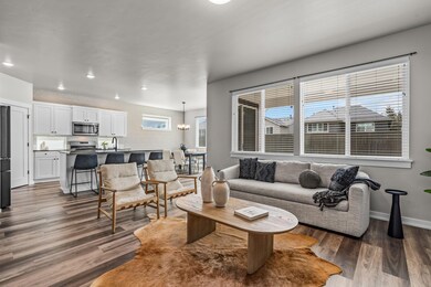 61651 SE Depot Loop, Bend, OR 97702 - photo 4