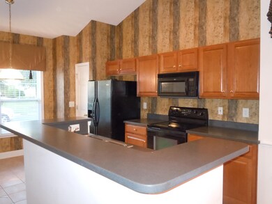 Small Interior Townhouse No Furniture 01