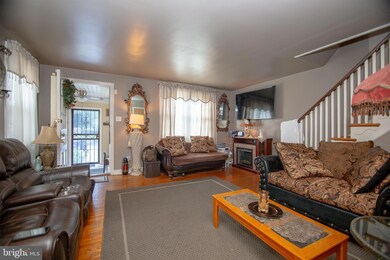 672 Yeadon Ave, Lansdowne, PA 19050 - photo 5