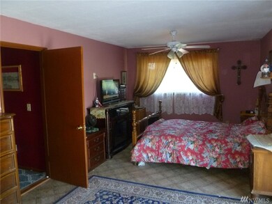 149 Forest Napavine Rd E, Chehalis, WA 98532 - photo 2