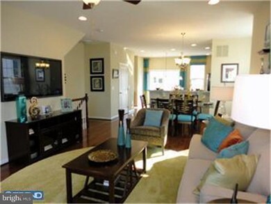 93 N Cannon Ave, Lansdale, PA 19446 - photo 3