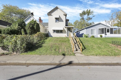 139 Belvidere Ave, Columbus, OH 43223 - photo 2