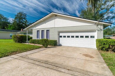 1704 Londonderry Rd, Jacksonville, FL 32210 - photo 5