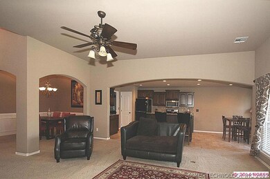 4541 S 202nd East Ave, Broken Arrow, OK 74014 - photo 7