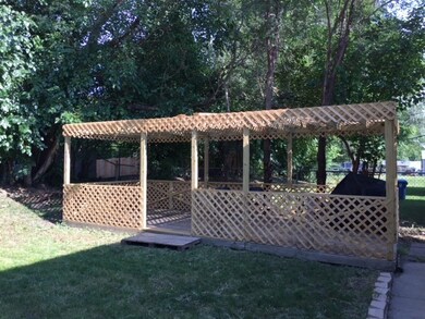 Newly constructed Pagoda for outdoor enjoyment!
