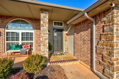 18221 Sandhurst Ct, Edmond, OK 73012 - photo 4