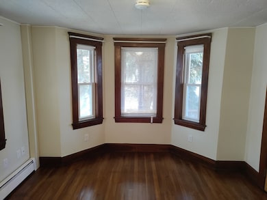 143 Chestnut St unit 1, Marlborough, MA 01752 - photo 2