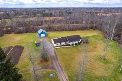 12109 Buckwheat Rd, Alden, NY 14004 - photo 5