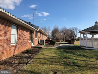 2336 Scotland Rd, Chambersburg, PA 17201 - photo 3