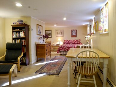 33 Fisher St, Amherst, MA 01002 - photo 4