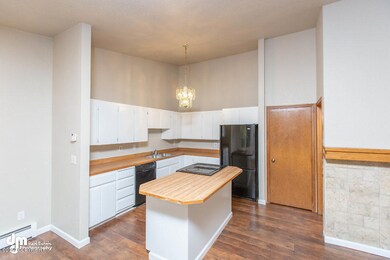 Kitchen MS_95429-SMALL