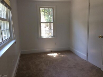 902 Breeze Hill Rd, Asheboro, NC 27203 - photo 5