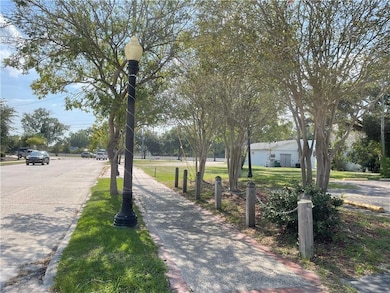 132 Robert St, Slidell, LA 70458 - photo 2