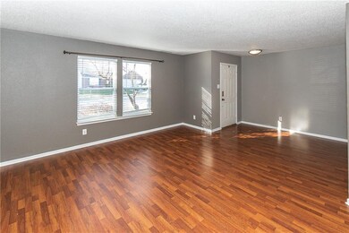 14387 Forsythia Ln, Fishers, IN 46038 - photo 3